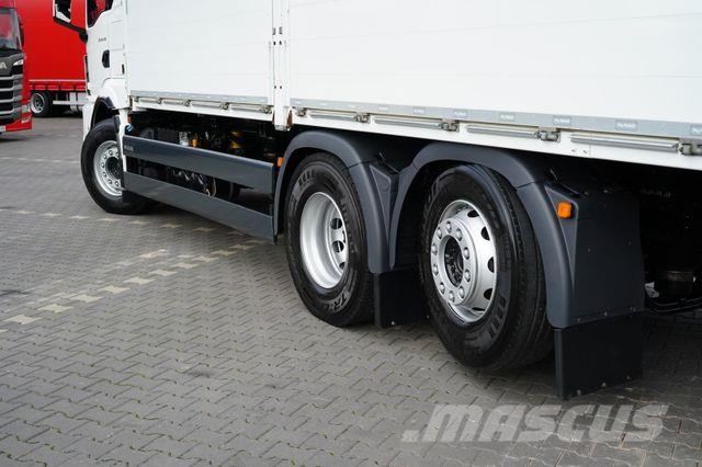 MAN TGS / 26.470 / 6 X 2 / ZESTAW SKRZYNIOWY + HDS / Kamioni-šasije
