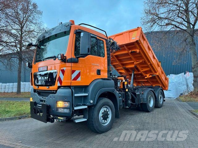 MAN TGS 28.360 - 6x4 - 1. Hand - Kipper - Kran Camiones grúa