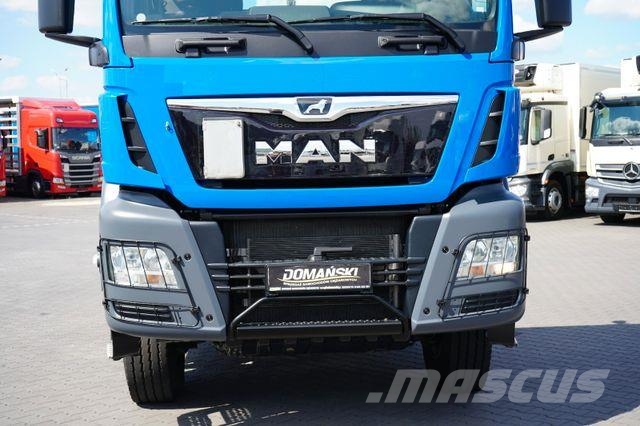 MAN TGS / 33.360 / 6 X 6 / E 6 / HAKOWIEC / MANUAL Φορτηγά ανατροπή με γάντζο