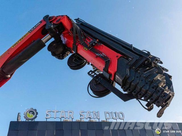 MAN TGS 33.400 6x4 PALFINGER PK 29002 Crane Winch Trekkers