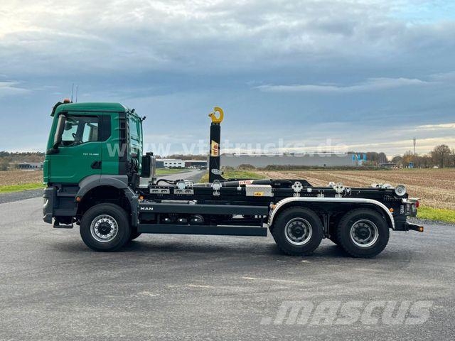 MAN TGS 33.480 6x6 BL HYVA 26-55-S AK *NEU* Камиони с кран с кука