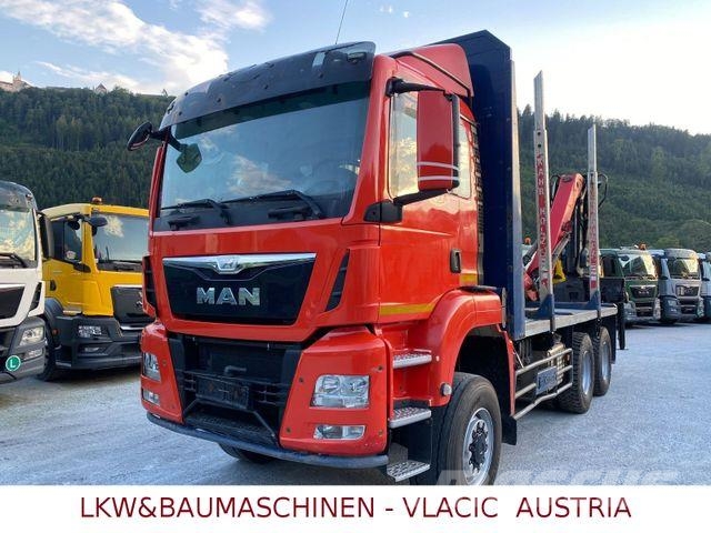 MAN TGS 33.480 6x6Holztransporter mit Kran Palfinger Timber trucks