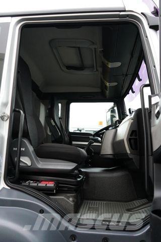 MAN TGS / 35.360 / 8 X 4 / E 5 / SKRZYNIOWY + HDS / Camion plateau ridelle avec grue