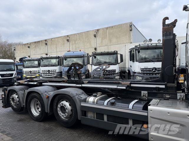MAN TGS 35.420 8X2-6 Haken/ Silo M-TEC HLS 20 Camiones elevadores de gancho