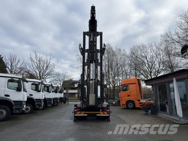 MAN TGS 35.420 8X2-6 Haken/ Silo M-TEC HLS 20 Camiones elevadores de gancho