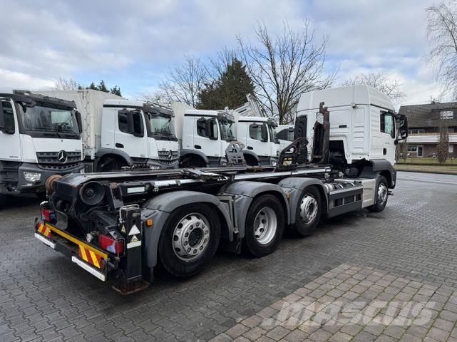 MAN TGS 35.420 8X2-6 Haken/ Silo M-TEC HLS 20 Camiones elevadores de gancho