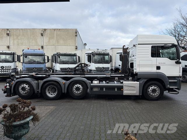 MAN TGS 35.420 8X2-6 Haken/ Silo M-TEC HLS 20 Camiones elevadores de gancho