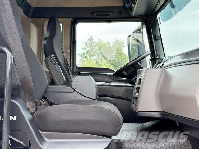 MAN TGS 35.420 * ABROLLKIPPER * 8x4 * TOPZUSTAND Camiones polibrazo