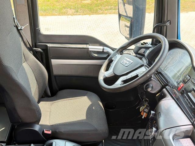 MAN TGS 35.440 * ABROLLKIPPER *PK 26002-EH B * 8x4 Hook lift trucks