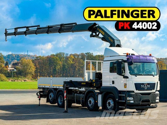 MAN TGS 35.440 * PALFINGER PK 44002 + FUNK * Camion plateau ridelle avec grue
