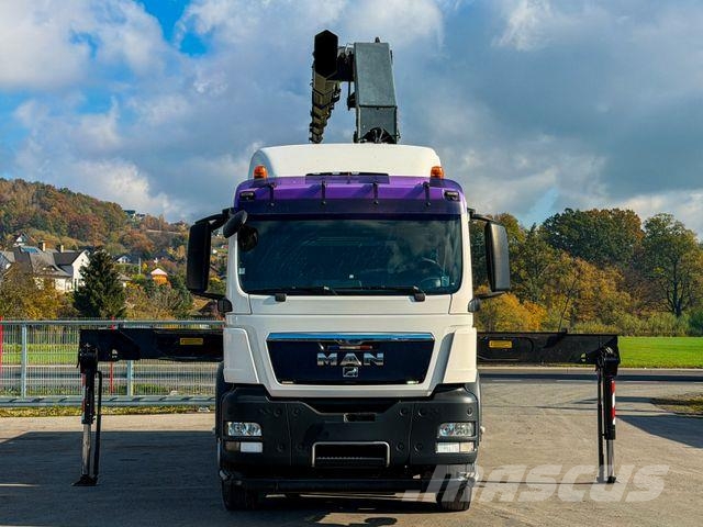 MAN TGS 35.440 * PALFINGER PK 44002 + FUNK * Camion plateau ridelle avec grue