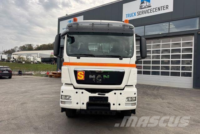 MAN TGS 35.480 8x4 Hiab 26T Camion con gancio di sollevamento