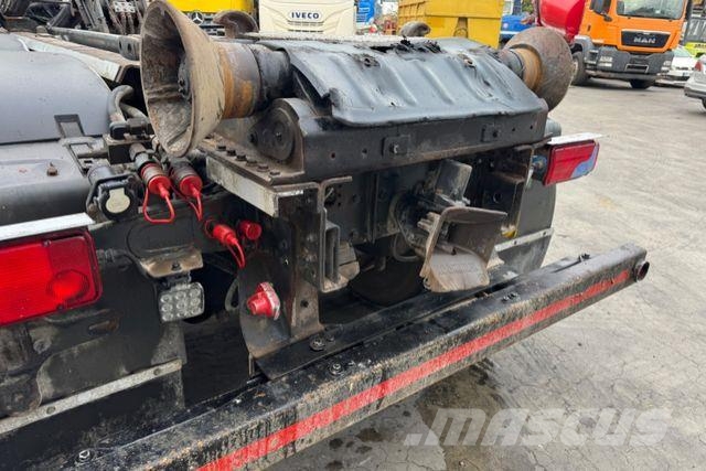 MAN TGS 35.480 8x4 Hiab 26T Camion con gancio di sollevamento