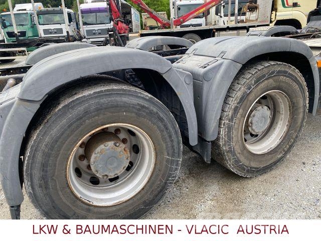 MAN TGS 37.440 8x4 شاحنات بمقصورة وهيكل