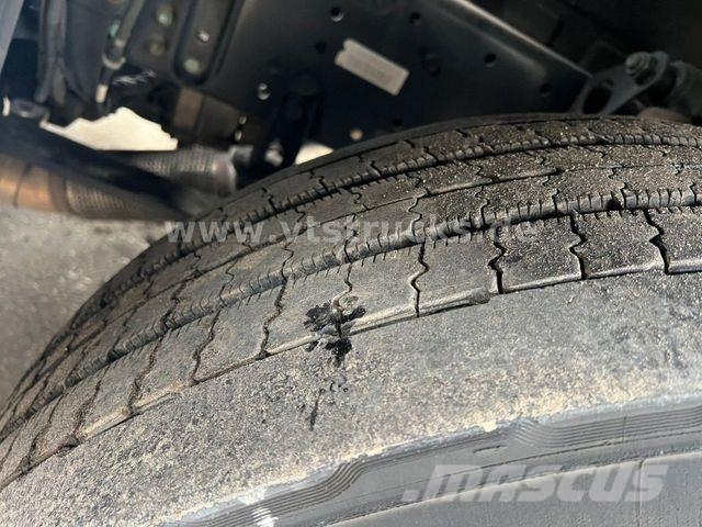 MAN TGX 18.460 4x2 Blatt/Luft Retarder NAVI Klima Тягачі