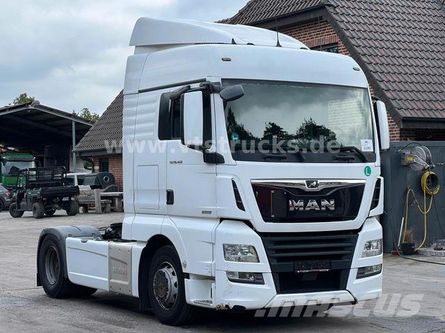 MAN TGX 18.460 4x2 Blatt/Luft Retarder NAVI Klima Тягачі