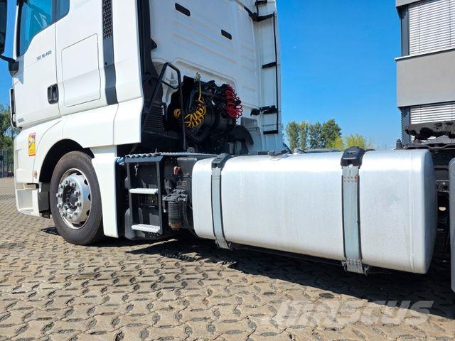 MAN TGX 18.460 4X2 LLS-U Vetopöytäautot