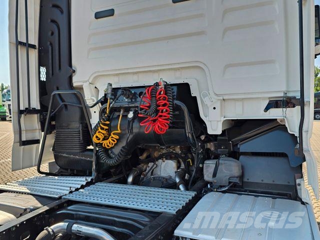 MAN TGX 18.460 4X2 LLS-U Vetopöytäautot