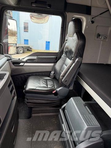 MAN TGX 18.460 LEDER SITZE KIPPHYDRAULIK INTARDER 6 Vlačilci
