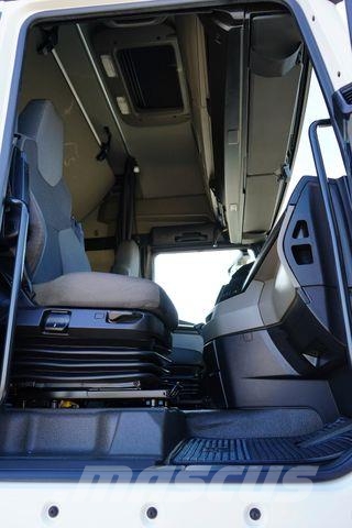 MAN TGX / 18.470 / EURO 6 / GX / ACC / RETARDER Vlačilci
