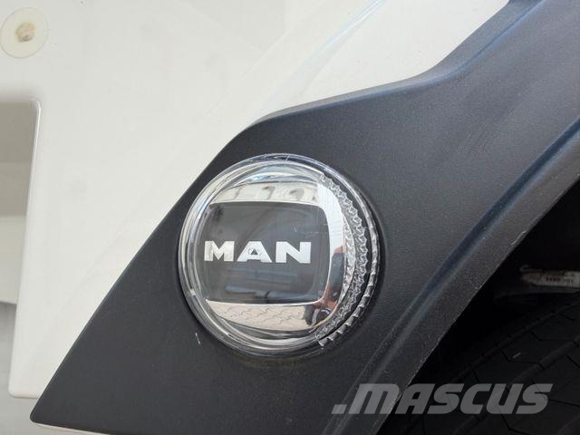 MAN TGX 18.480 4x2 LL GM*Retarder*2Tanks*Export only Ťahače