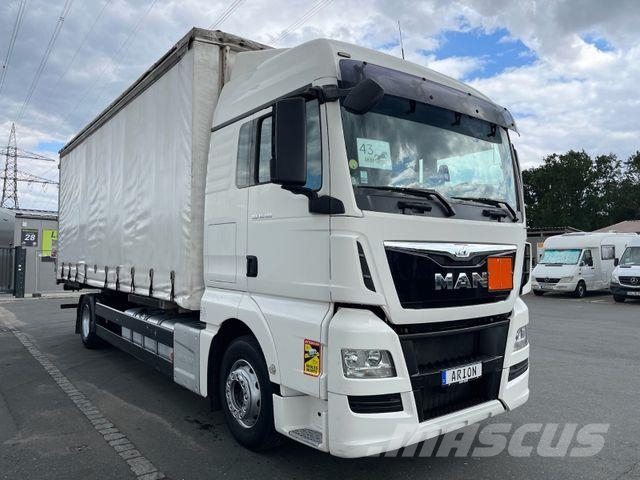 MAN TGX 18.480 4x2 LL Wechselfahrgestell/StandAC/AHK شاحنات بغطاء جانبي