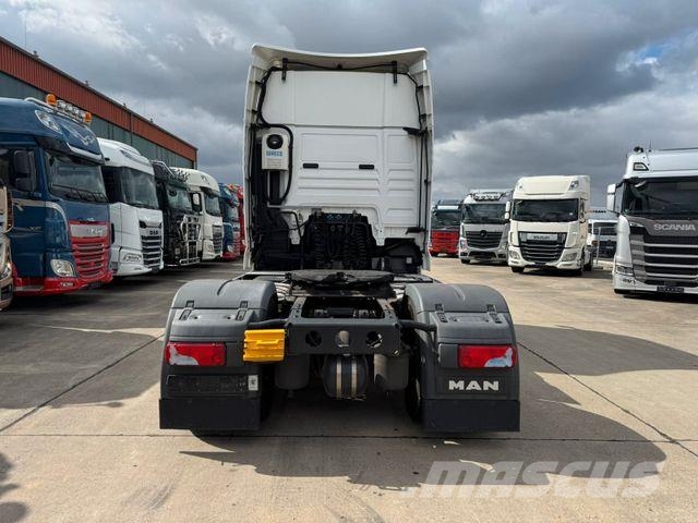 MAN TGX 18.480 XXL * STANDKLIMA * VOLLVERKLEIDUNG * Çekiciler