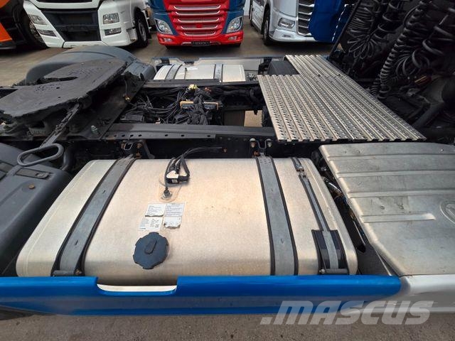 MAN TGX 18.510 * ACC * TOP * 2X TANK * NAVI*RETARDER Çekiciler