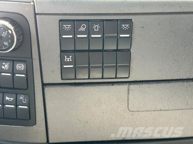 MAN TGX 18.560 4x2 BLS Retarder Hydraulik LED NAVI Vlačilci