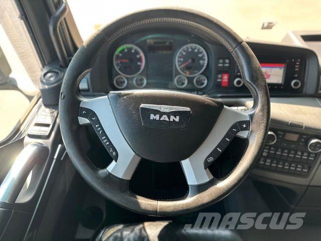 MAN TGX 18.560 4x2 BLS Retarder Hydraulik LED NAVI Vlačilci