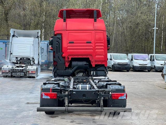 MAN TGX 24.400 6x2 Euro 6 Fahrgestell Chassis Cab trucks