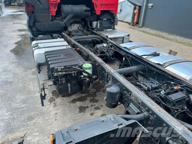 MAN TGX 24.400 6x2 Euro 6 Fahrgestell Chassis Cab trucks