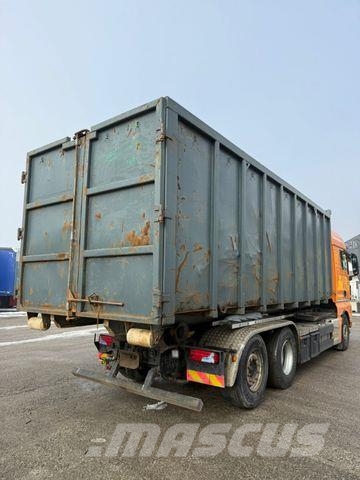 MAN TGX 26.440 6X2 Abrollkipper Blatt Luft Lift Ret. Камиони с кран с кука