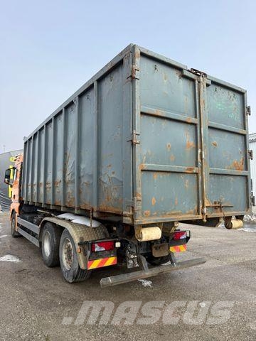 MAN TGX 26.440 6X2 Abrollkipper Blatt Luft Lift Ret. Камиони с кран с кука
