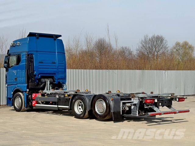 MAN TGX 26.470 * PLATFORM 5,80 m* TOPZUSTAND Chassis Caminhões Cabine