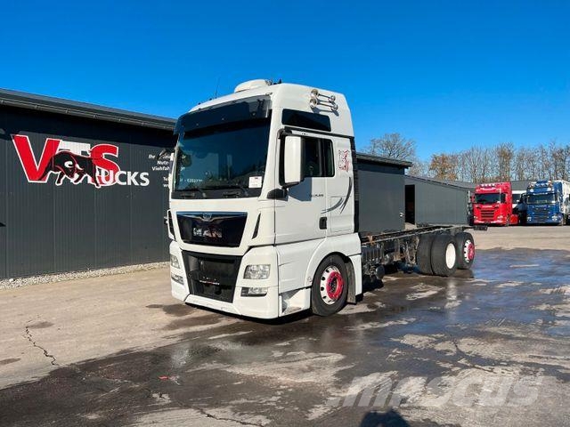 MAN TGX 26.480 6x2 Lenk/Lift !! Camiones con chasís y cabina
