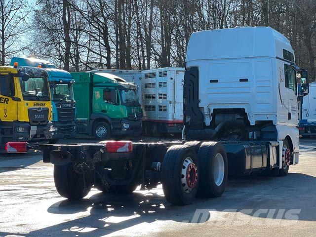 MAN TGX 26.480 6x2 Lenk/Lift !! Camiones con chasís y cabina