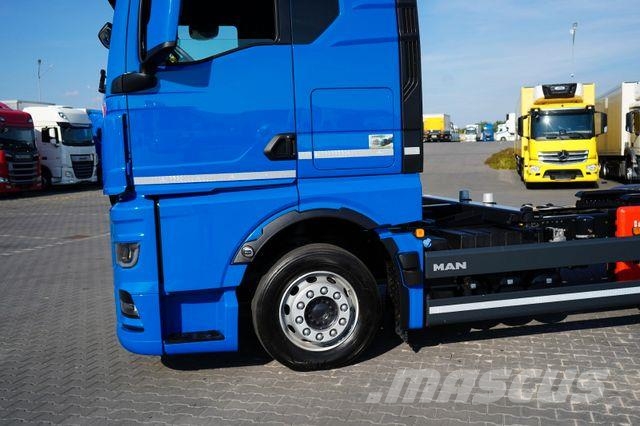 MAN TGX / 26.480 / GX / ACC / E 6 / RETARDER / BDF / Camion cabina sasiu