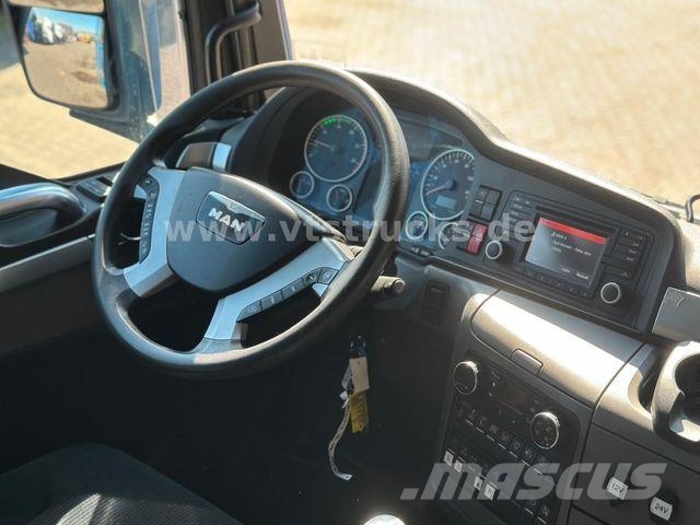MAN TGX 33.480 6x4 BLS NAVI KLIMA Intarder 83to وحدات الجر