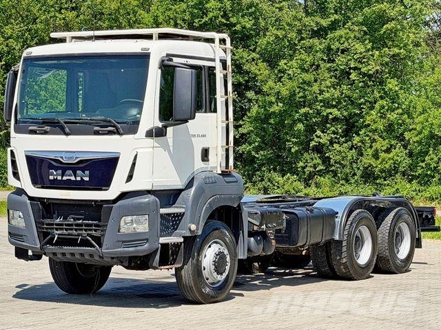 MAN TGX 33.480 Fahrgestell 6,70 m * 6x6 *TOP! Autocabinati