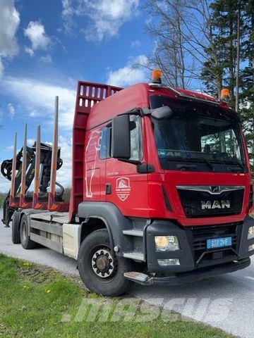 MAN TGX 33.500 4X6 HOLZ KRAN ANHÄNGER Hout-Bakwagens