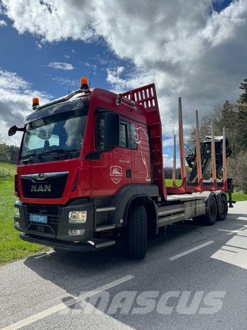 MAN TGX 33.500 4X6 HOLZ KRAN ANHÄNGER Hout-Bakwagens
