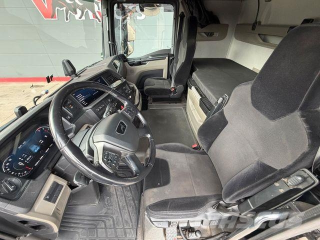 MAN TGX 33.640 6x4BL SA MEILLER/ACC/AEBS/RETARDER Tracteur routier