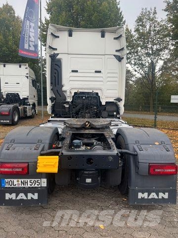 MAN TGX XXL 18.520 4x2 LL SA Vlačilci
