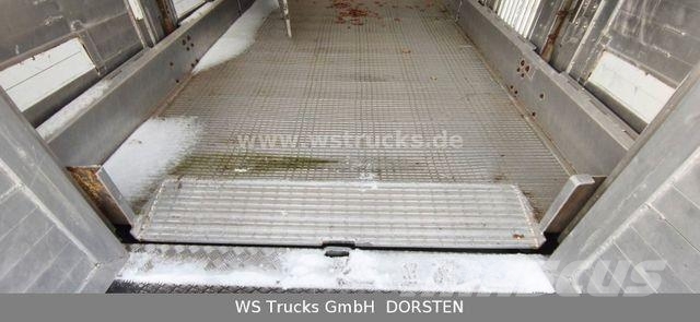 Menke-Janzen Tandem 3 Achsen 2 Stock Eigenes Aggre Viehtransportanhänger