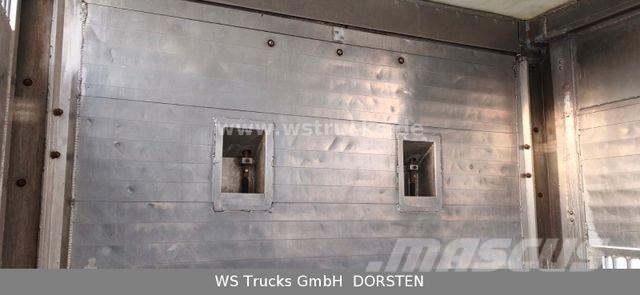 Menke-Janzen Tandem 3 Achsen 2 Stock Eigenes Aggre Viehtransportanhänger