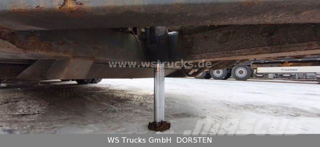 Menke-Janzen Tandem 3 Achsen 2 Stock Eigenes Aggre Viehtransportanhänger