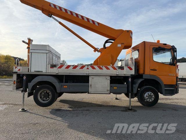 Mercedes-Benz 1323 HUBSTEIGER 22 M TOP ZUSTAND Araç üstü platformlar