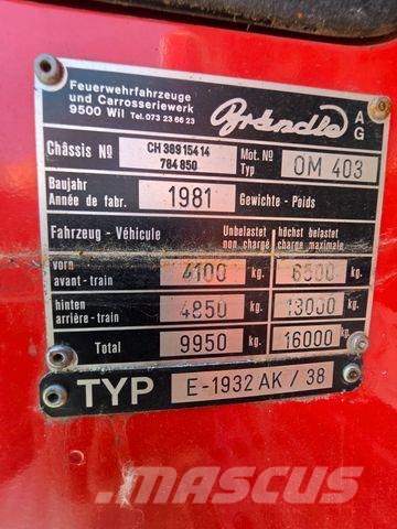 Mercedes-Benz 1632 AK Camiones con chasís y cabina