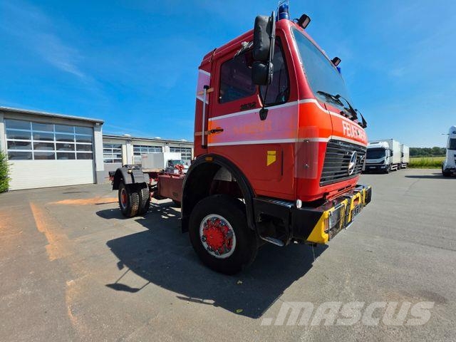 Mercedes-Benz 1632 AK Camiones con chasís y cabina